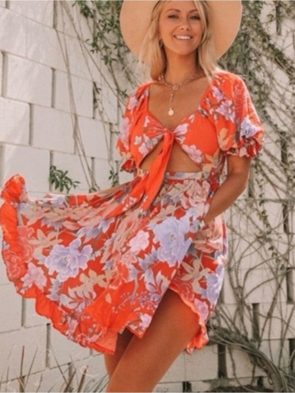Trade/sell Spell Lily play dress size XS 🌺